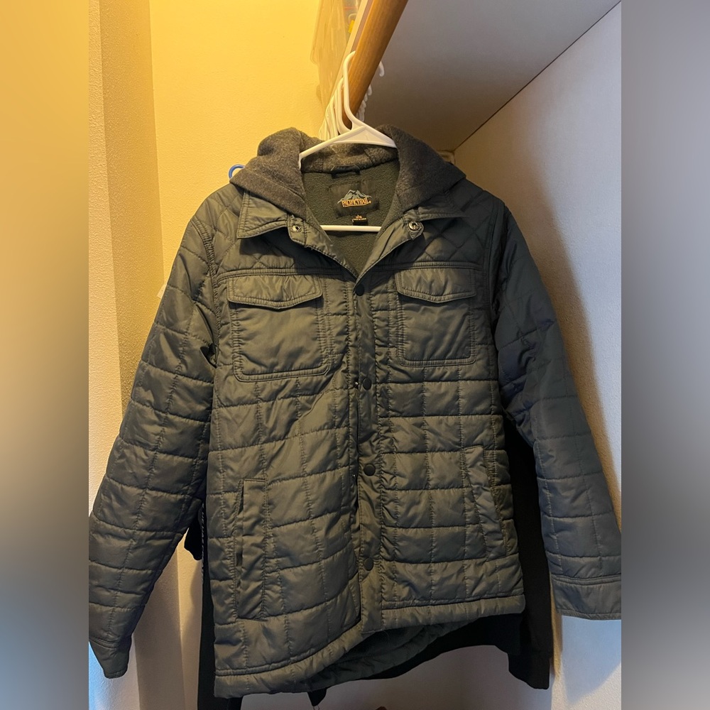 Pacific trail jacket boys large